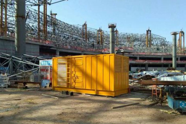 霍邱发电机出租如何判断空气滤清器是否需要更换？